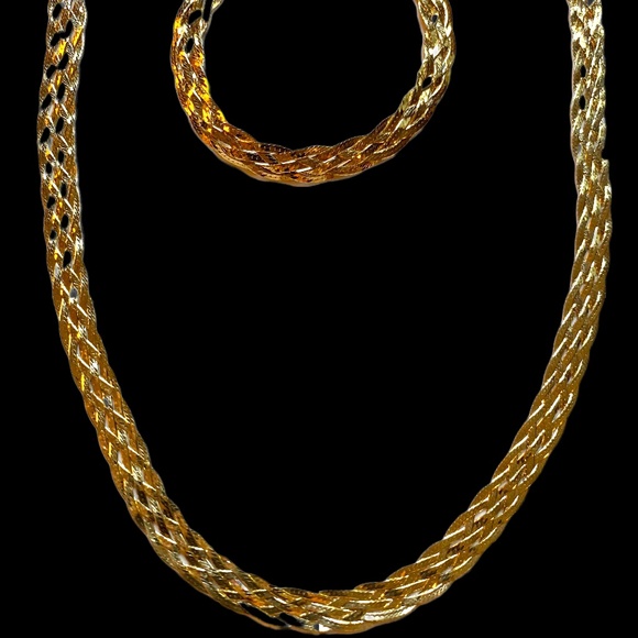Giani Bernini 24K Gold Over Sterling Silver Braided Chain Necklace & Bracelet - Picture 4 of 5
